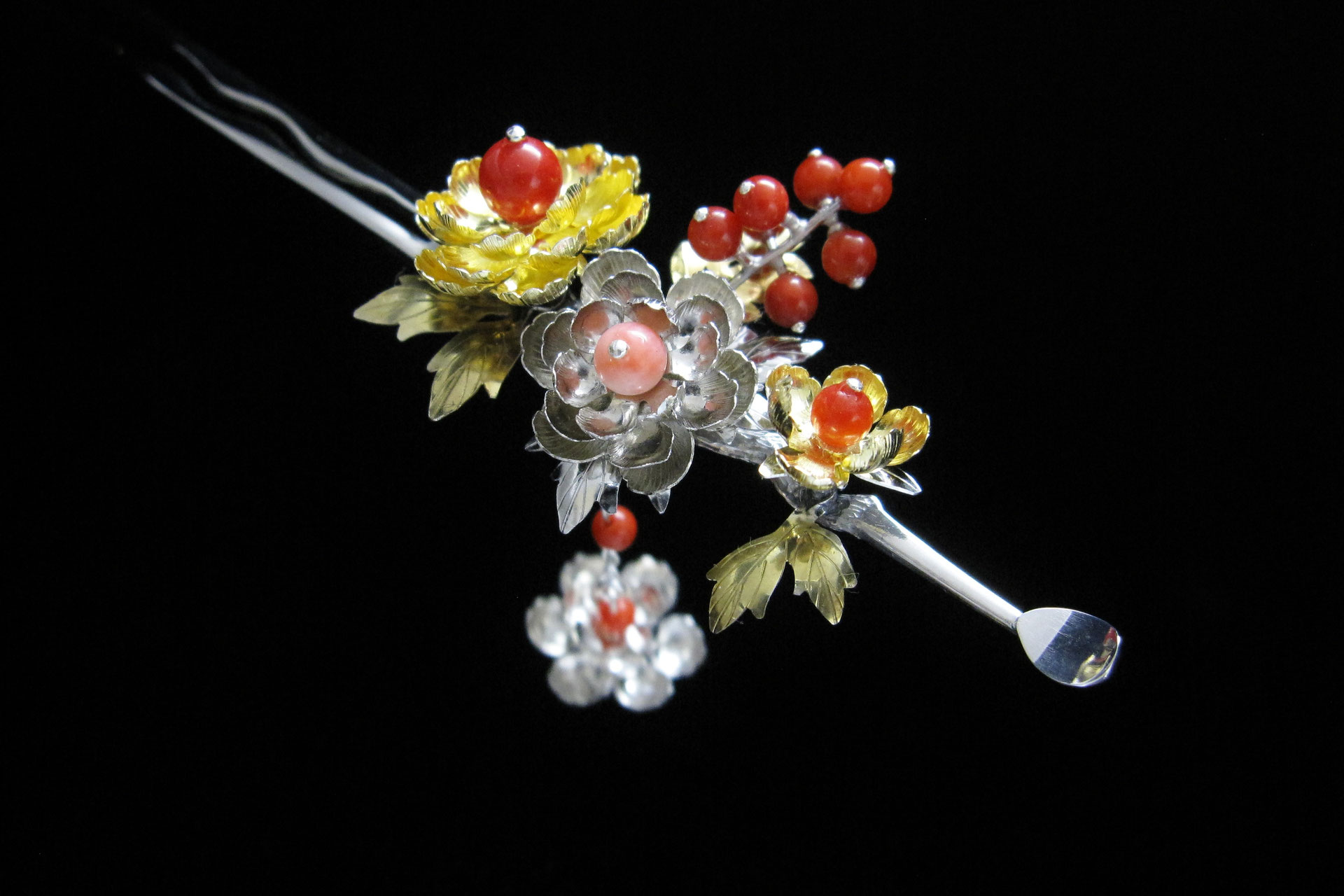 純銀のかんざしが特別だった理由 - TAKUYAIBA 銀峰工房