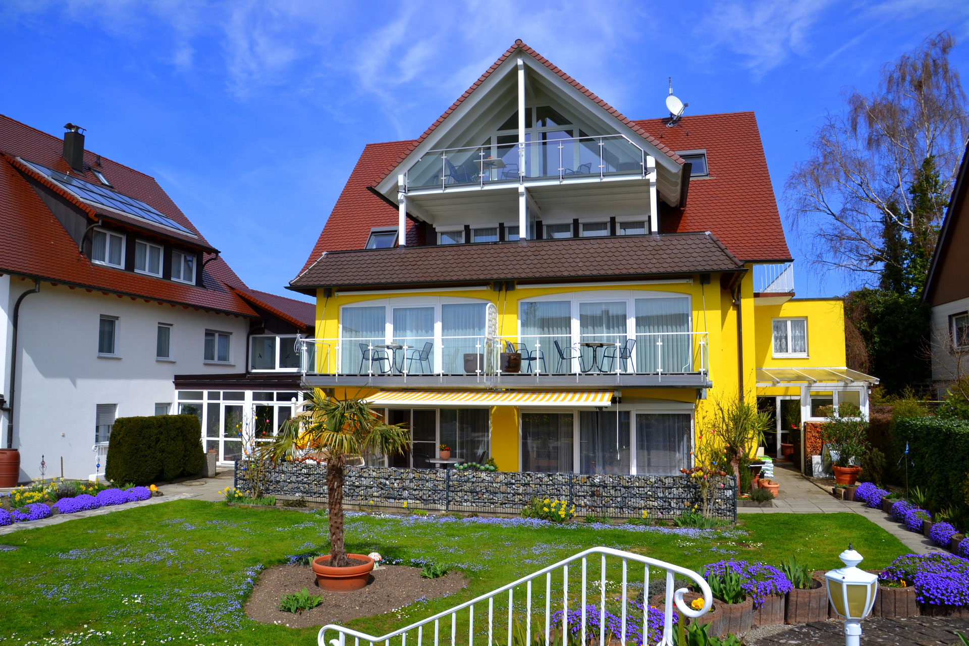 Haus "Melanie" - Ferienwohnungen Hagnau am Bodensee Seesicht