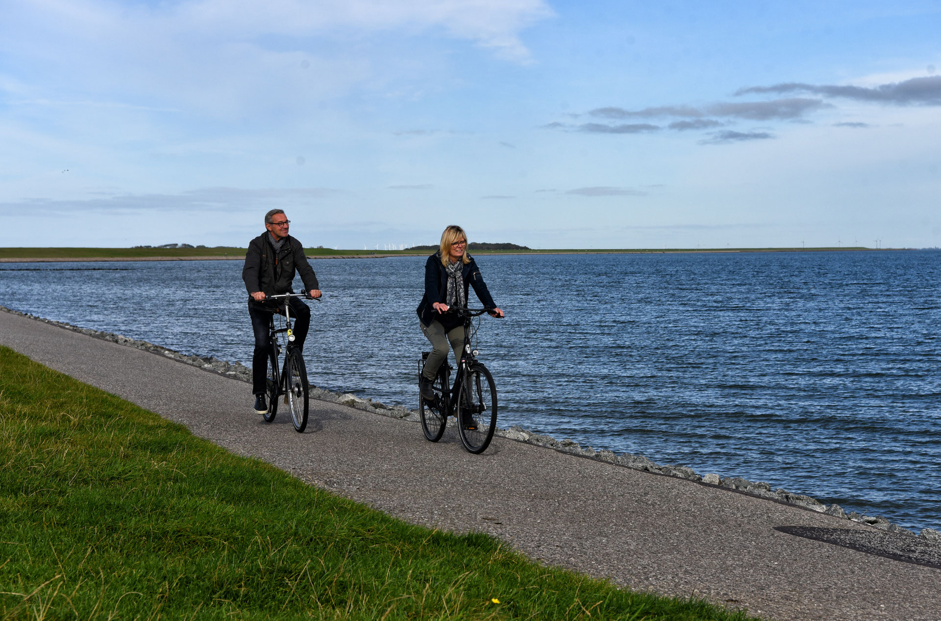 bei wind oder sturmböen fahrrad fahren