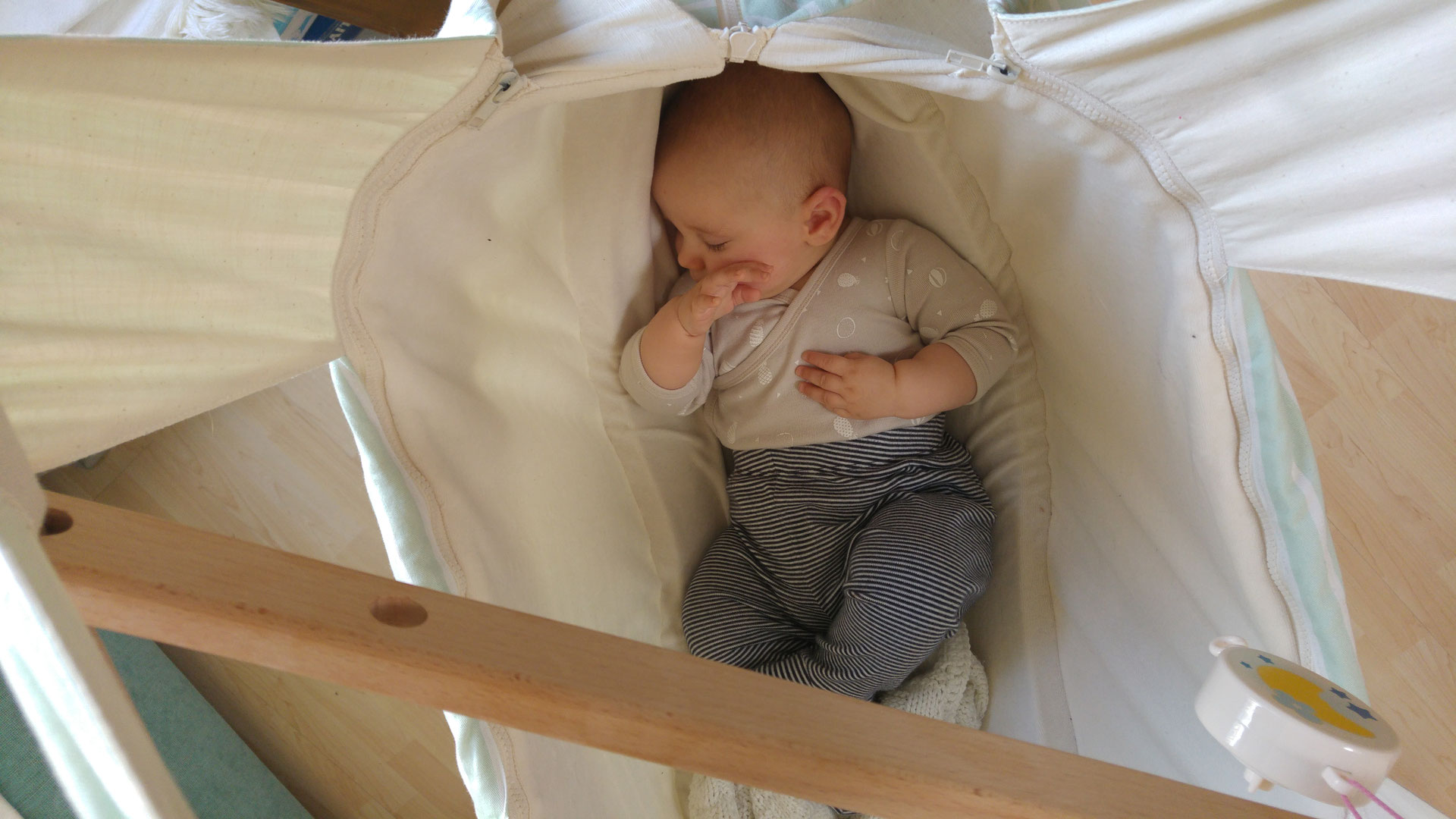 Babyhangematte Fur Den Rucken Wirklich Gut Wombagee
