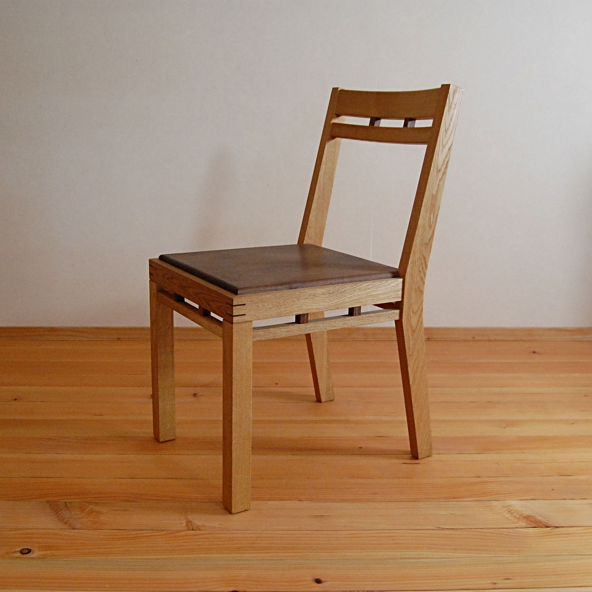 組木の椅子 - 神奈川の家具工房ひょうたん蔵