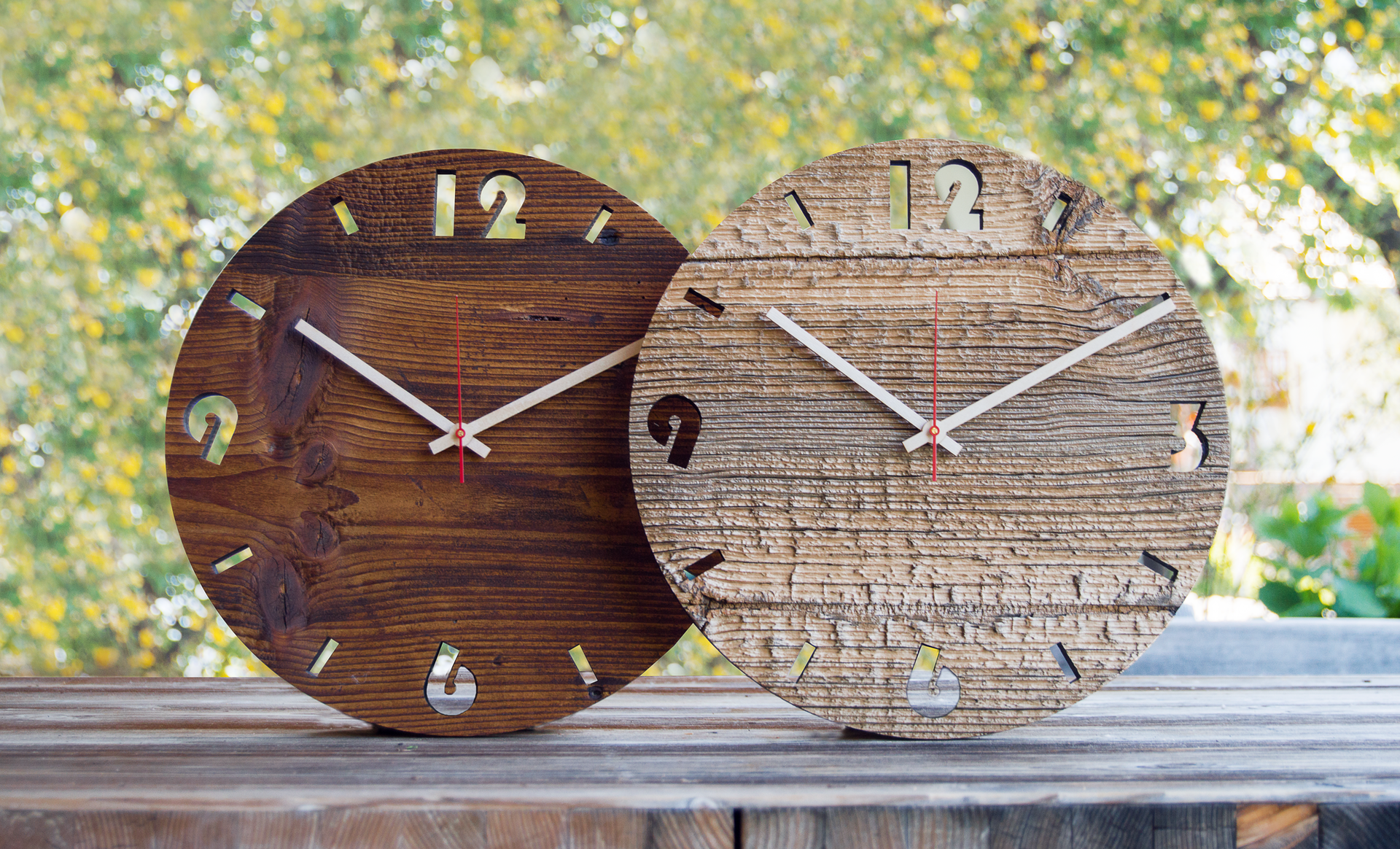 WANDUHREN MIT GESCHICHTE - Holzschmuck aus Südtirol