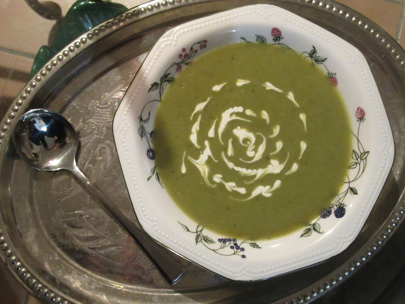Soupe à l'oseille - Site de lacapelinador