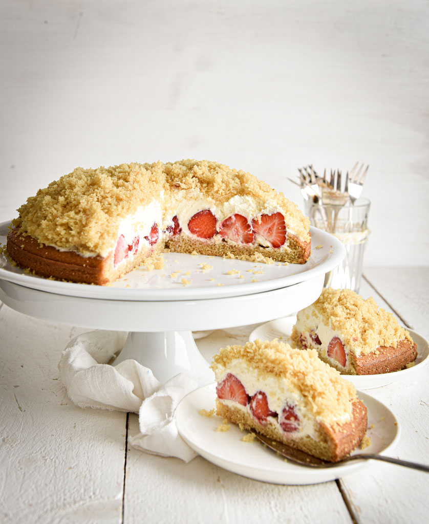 Maulwurfkuchen Mit Erdbeeren Sommerlich Lecker Mix Dich Glucklich Thermomix Rezepte Fur Food Non Essen Kosmetik Putzmittel Etc 