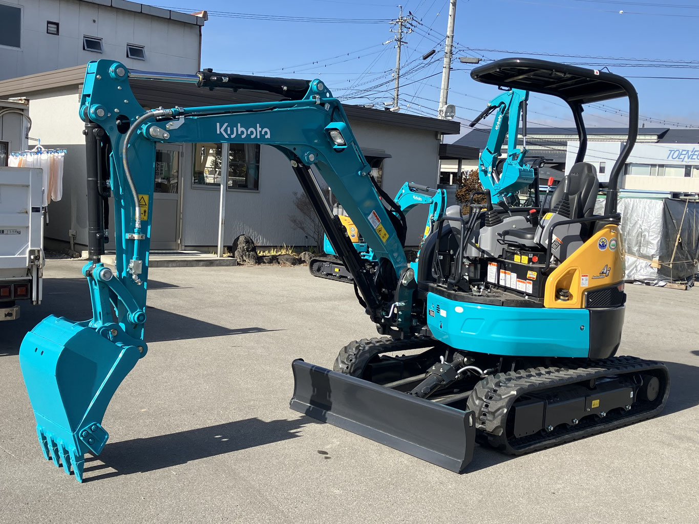 土木建設用資材・機械・販売レンタル - シンワエンタープライズ