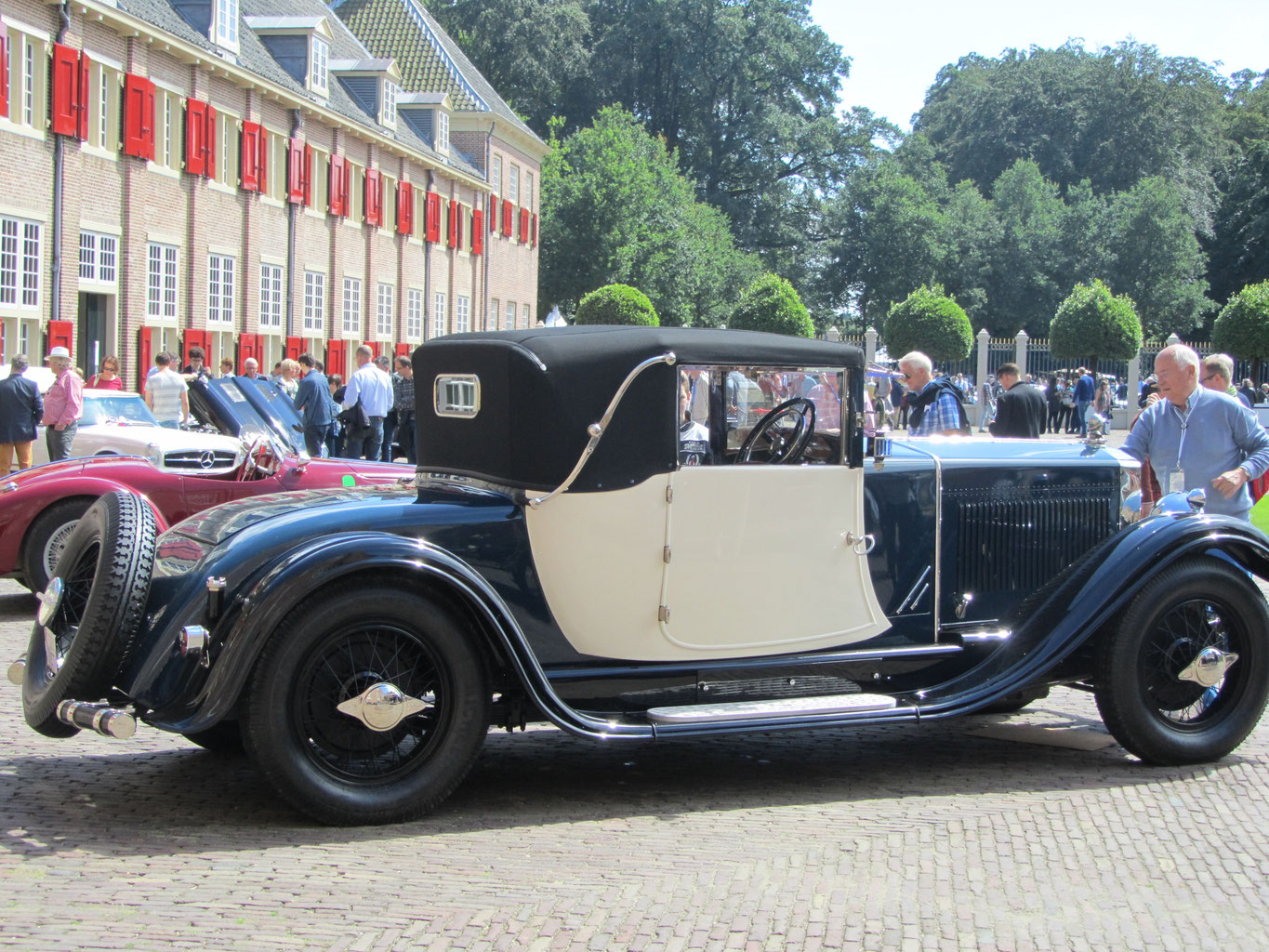 Excelsior De geschiedenis van de auto per merk, tentoonstellingen