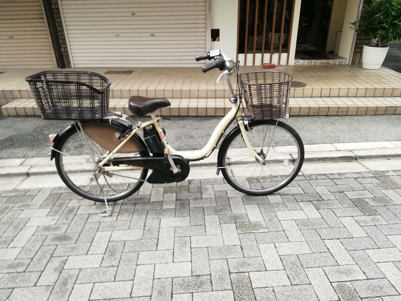 中古ブリヂストン電動アシスト自転車ベルト式　B400 大阪 中古ブリヂストン電動アシスト自転車ベルト式 B400 大阪 中古