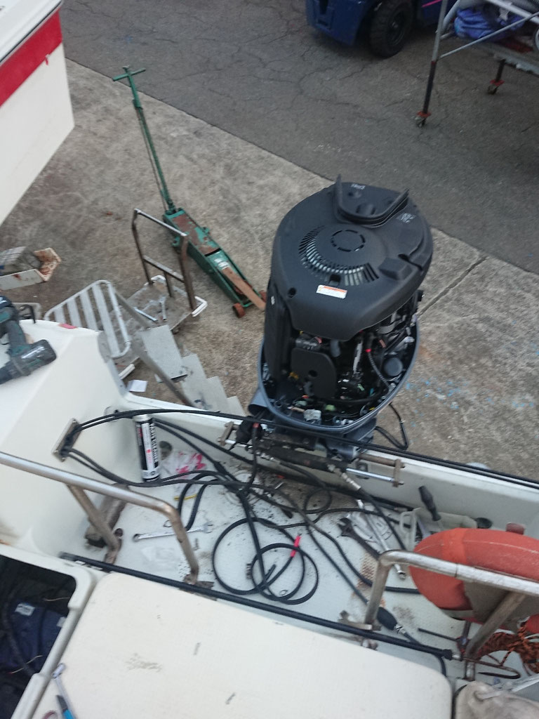 船外機115馬力に換装 新艇・中古艇・マリンライフのことなら清水マリンサービス