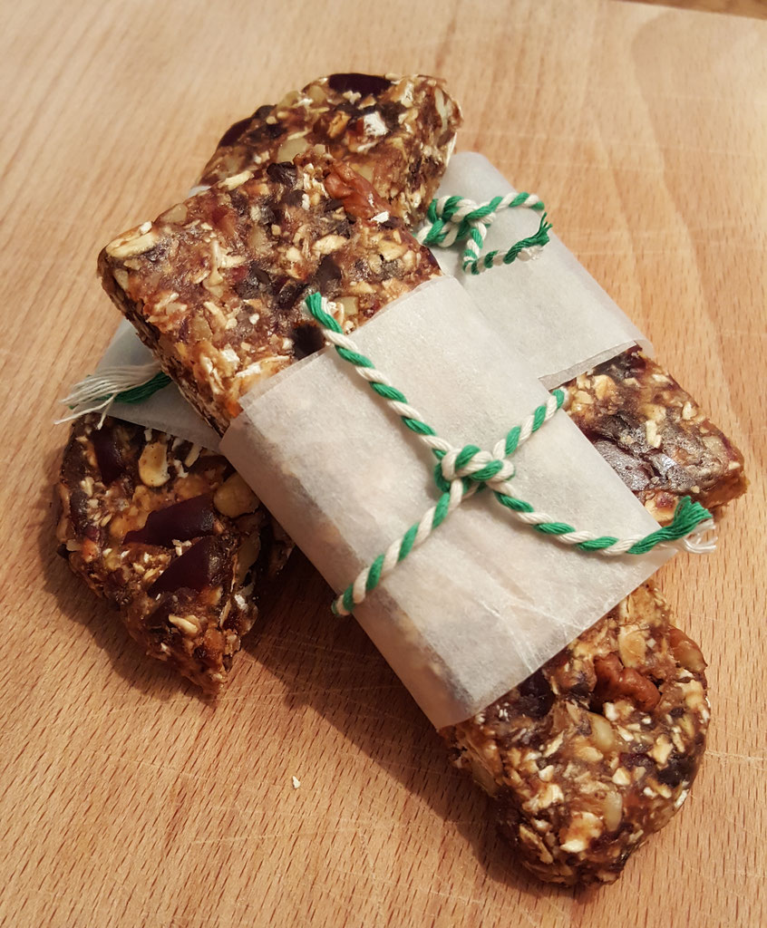 Mueslirepen met noten en pure chocolade Voedingscoach en