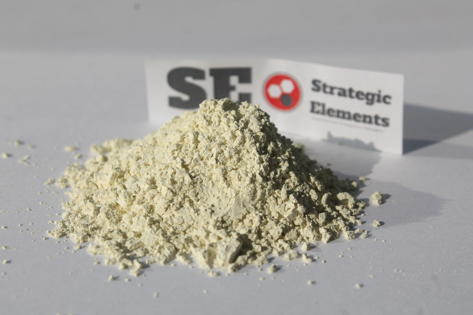 Samariumoxid kaufen Sm2O3 99,9 Strategic Elements