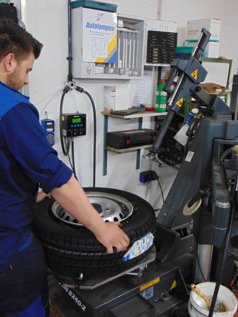 Räder & Reifen - Kfz - Meisterbetrieb Josef Siegl, Kfz Werkstatt in Ingolstadt