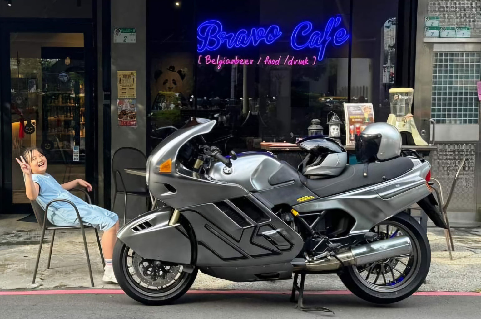 www.bmw-k1.com