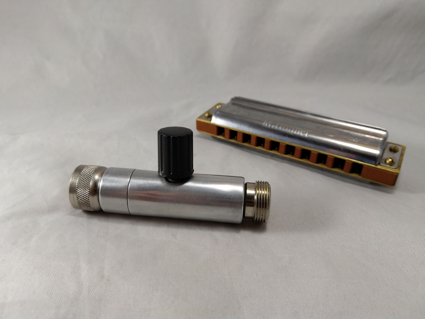 Inline volume control Vintage harmonica microphones