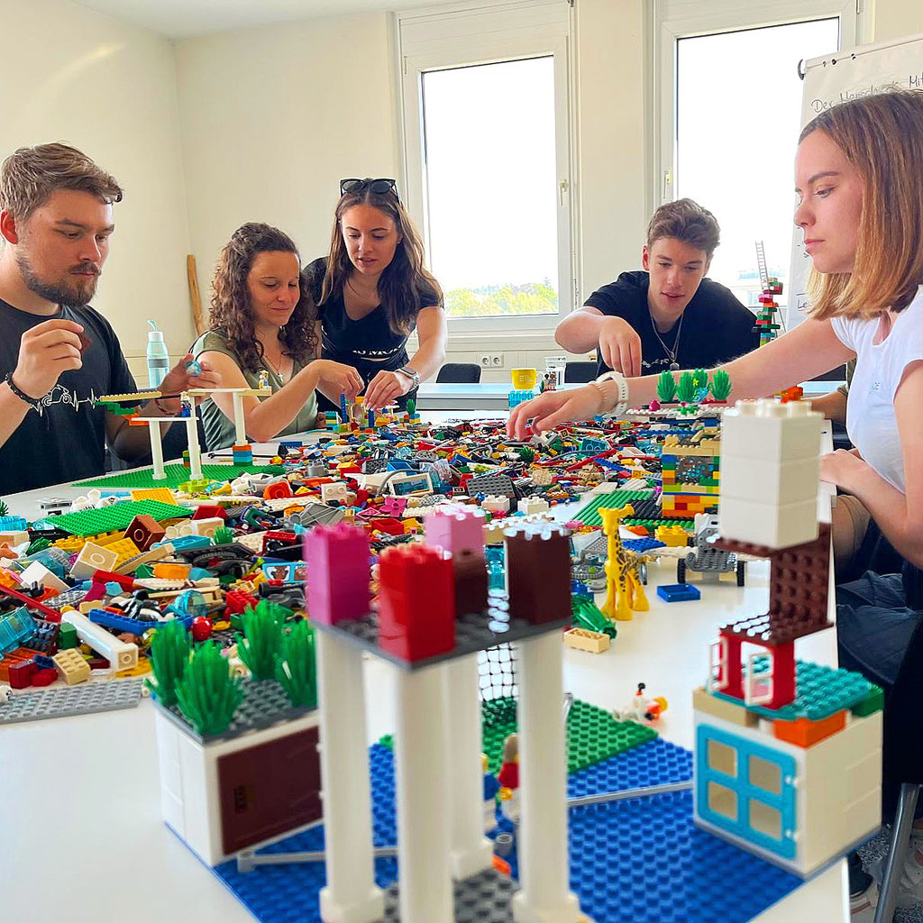 Lego design thinking hotsell