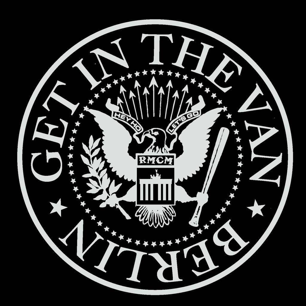 Screenshot or Official Image for ramonesmuseum.com - Welcome to RAMONES MUSEUM! - ♬