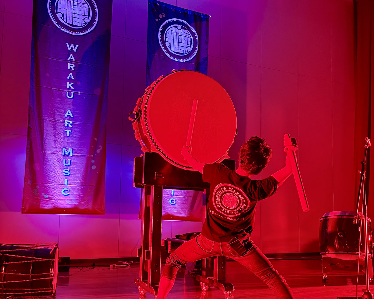 セール中 未開封新品 教室の和楽器 和太鼓（指導編・演奏編）DVD