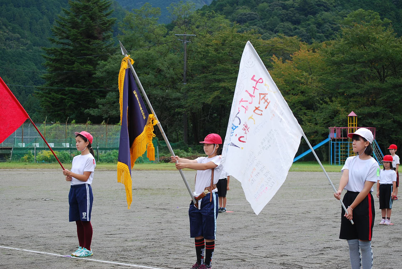 がんばった運動会 松阪市立香肌小学校 がんばった運動会 松阪市立香肌小学校