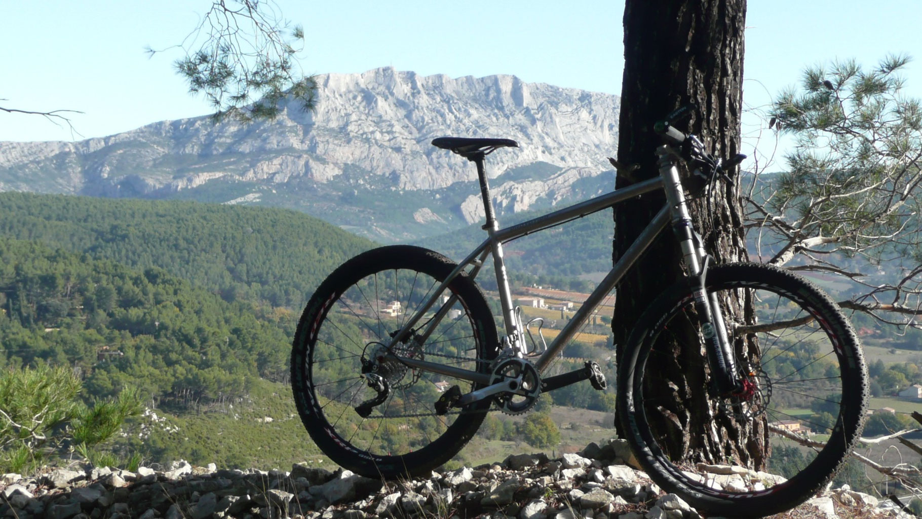 LOCATION & SORTIES Aixprit Vélo, votre vélociste à Aix en Provence