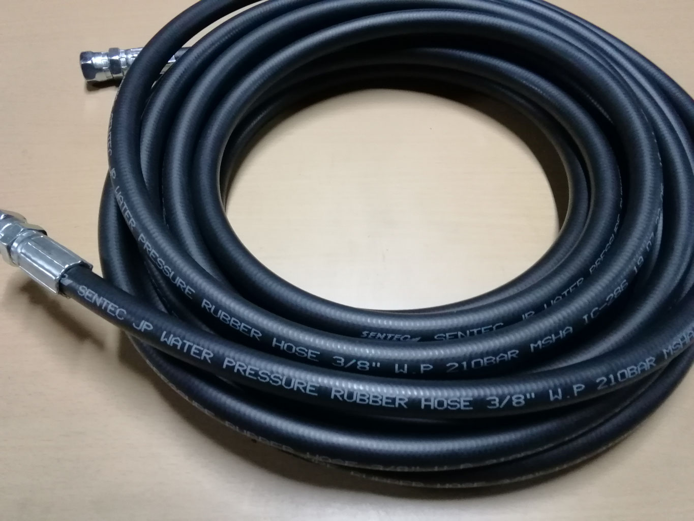 主力取扱商品｜イートン社エアロクイップなどの高圧ホース・産業