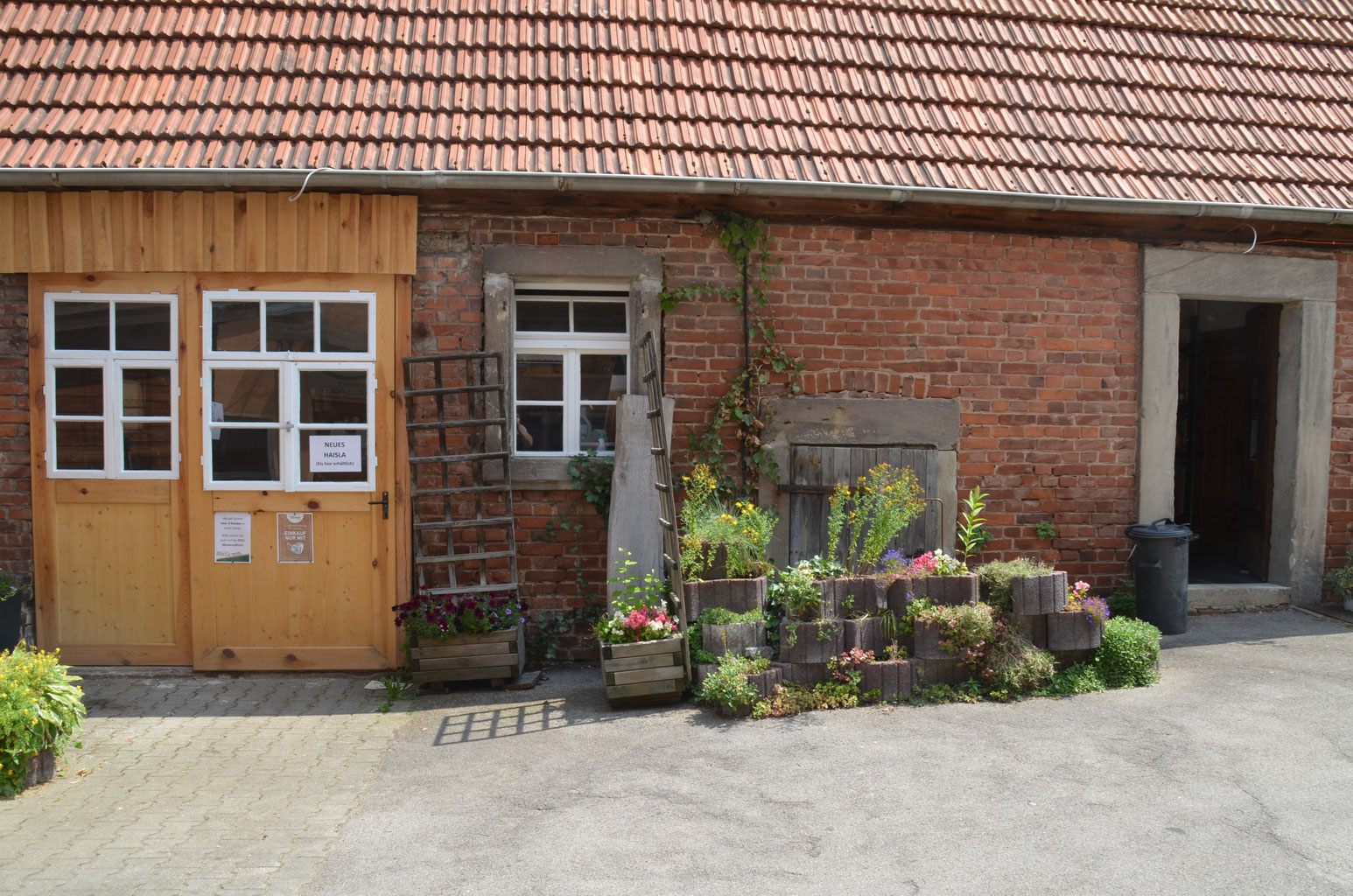 Burmann S Hofundladen Metzgerei Hofladen Partyservice In Roth Burmann S Hofundladen Metzgerei Hofladen Partyservice