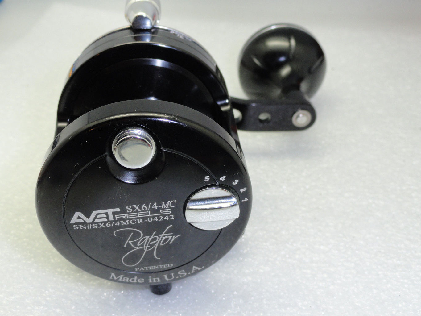 45mm Knob Avet Installation & Example - PBM Fishing 45mm Knob Avet Installation & Example - PBM Fishing