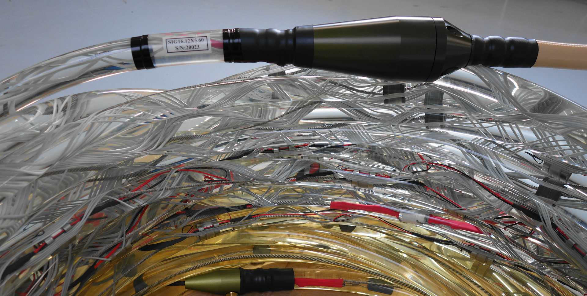 Multichannel streamers Marine seismic equipments