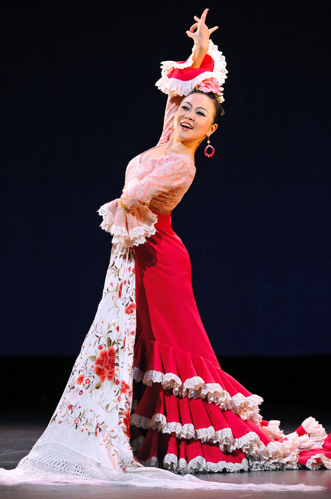 京都のフラメンコスタジオ・ロシオ 漆畑志乃ぶフラメンコ教室 - 京都の