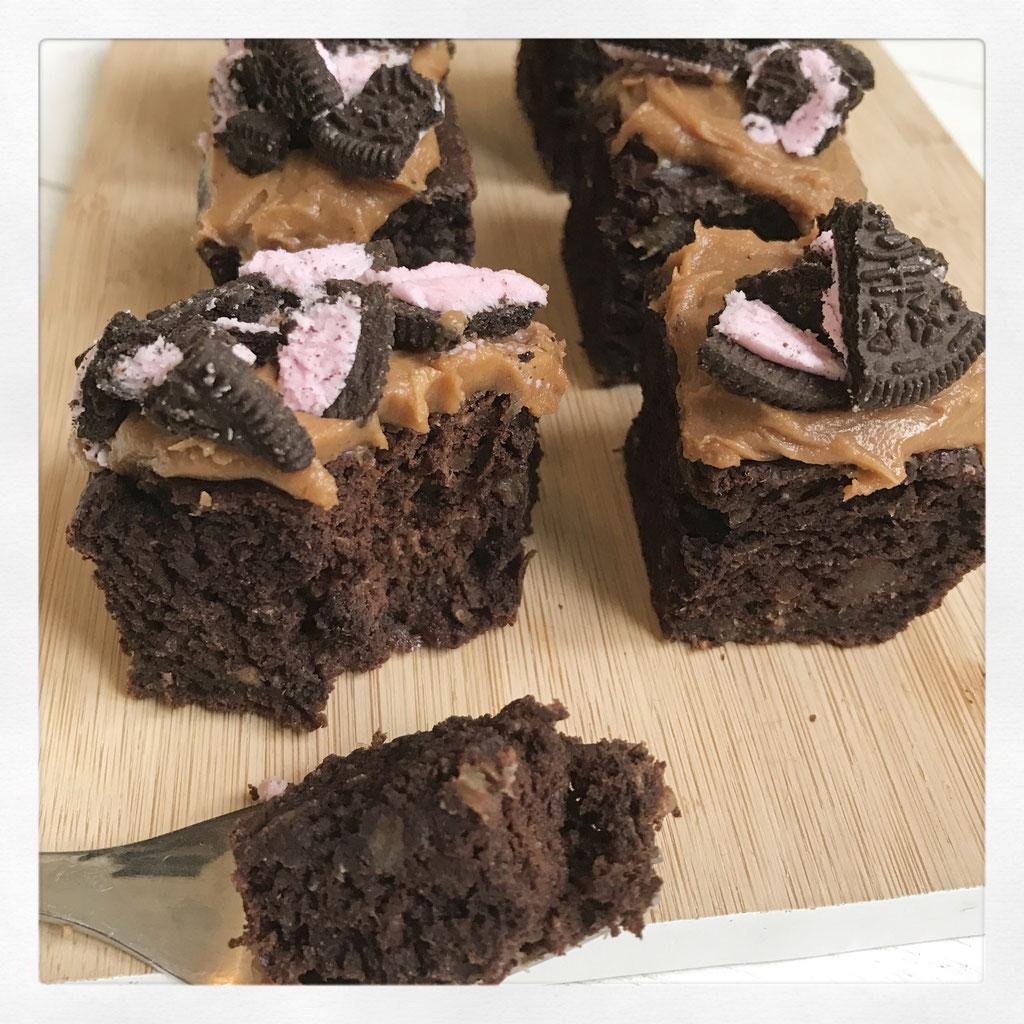 Koffie brownies met Oreo frosting Thalita Martens
