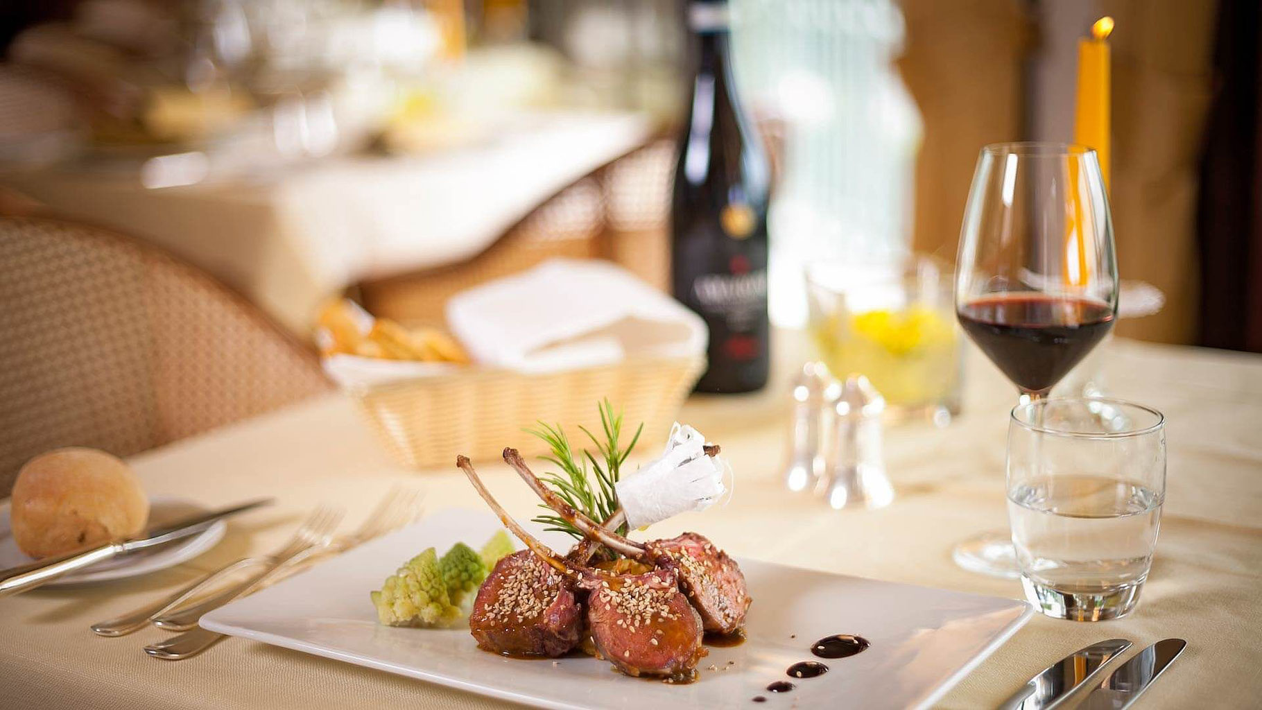Candle Light Dinner Recipes : 17 Romantic Dinner Ideas for Two - Make Easy Romantic ... : Seared scallops, shrimp and asparagus. Candle Light Dinner Recipes : 17 Romantic Dinner Ideas for Two - Make Easy Romantic ... : Seared scallops, shrimp and asparagus.