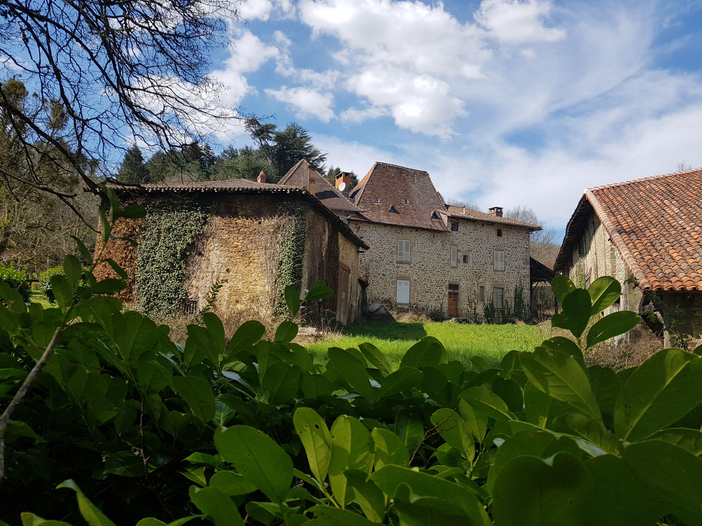 SAINT-PRIEST-SOUS-AIXE - RANDONNER A LIMOGES