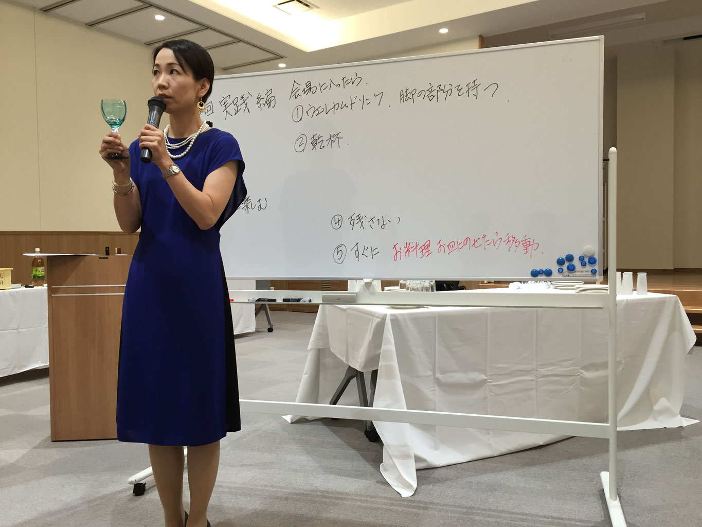 久納会頭・大野市長との懇談会 稲沢商工会議所女性会 久納会頭・大野市長との懇談会 稲沢商工会議所女性会