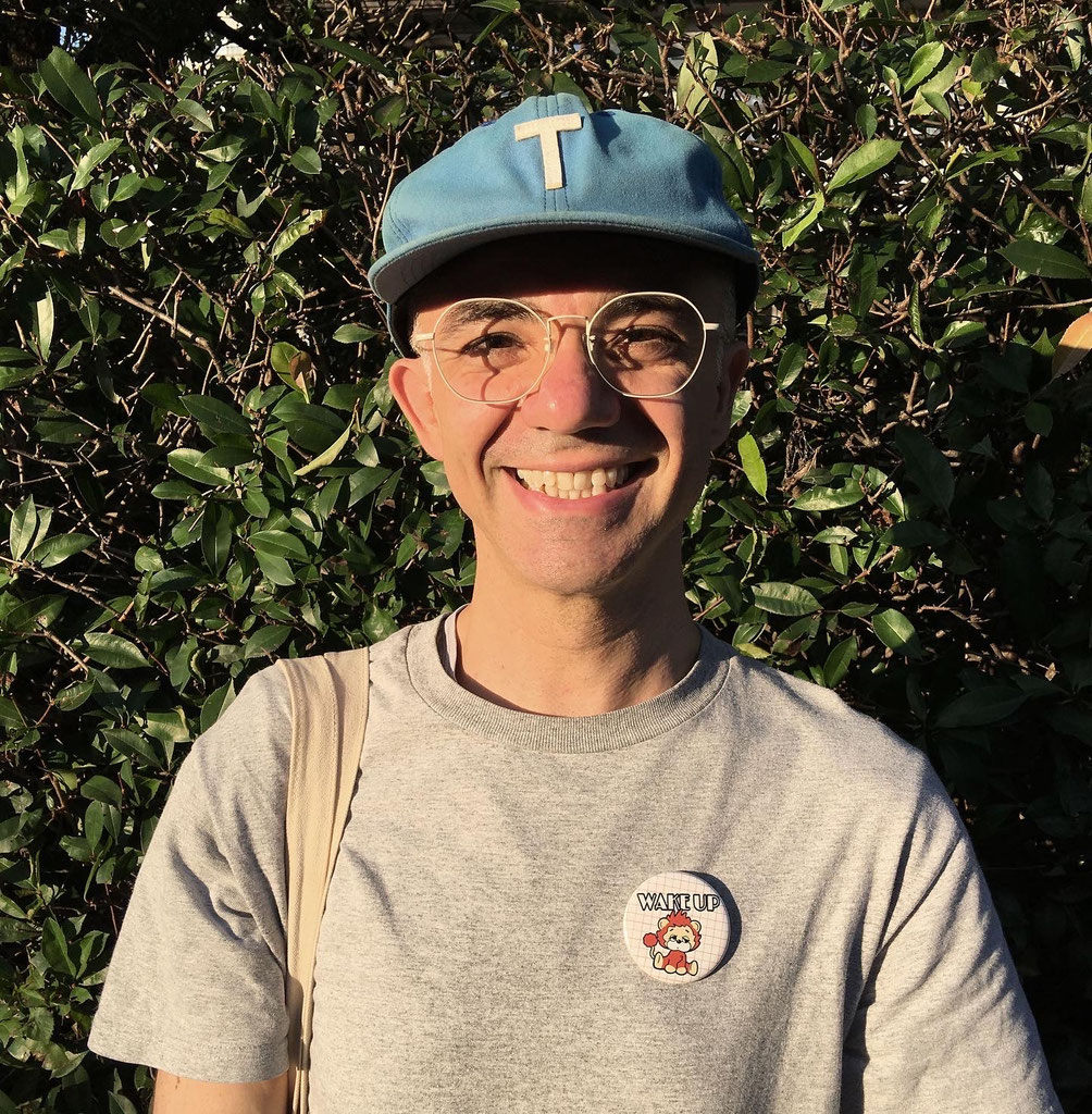 フィアットTシャツ - フィアット500アクササリーパーツ 500 Level Tシャツ ルカ・ドンチッチ ドライブ イラスト