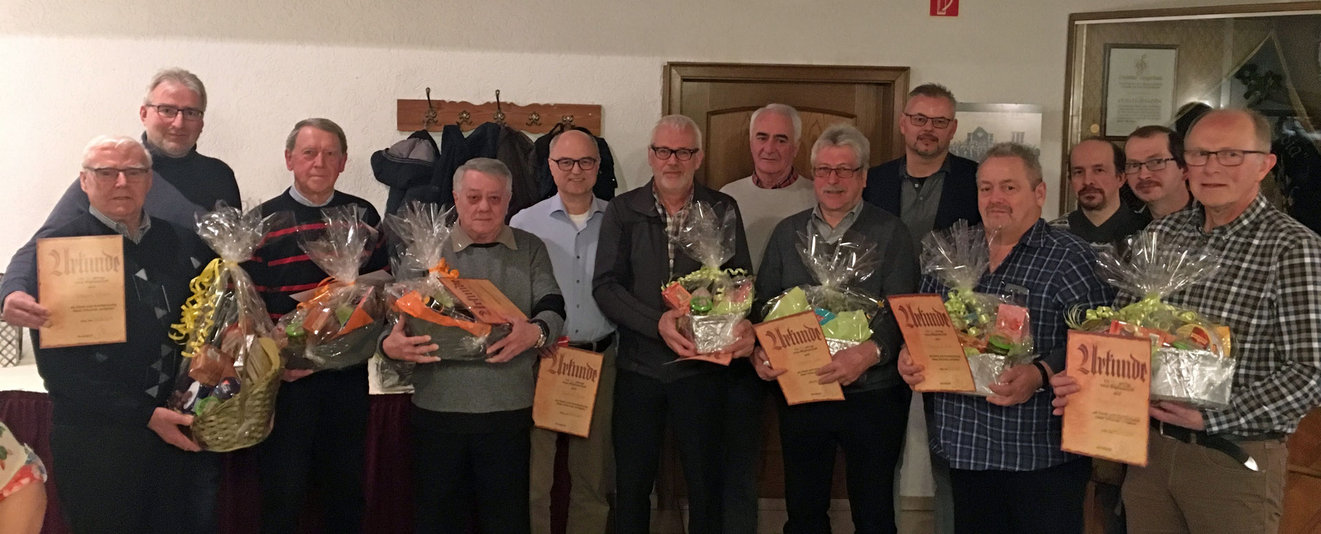 Mitglieder - sv-ellar.de