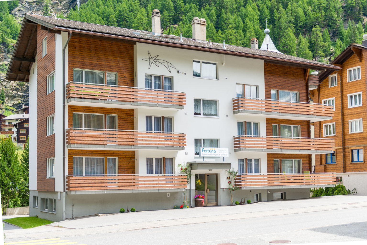 Home Fortuna Roland Burgener Ferienhaus Fortuna In Saas Balen