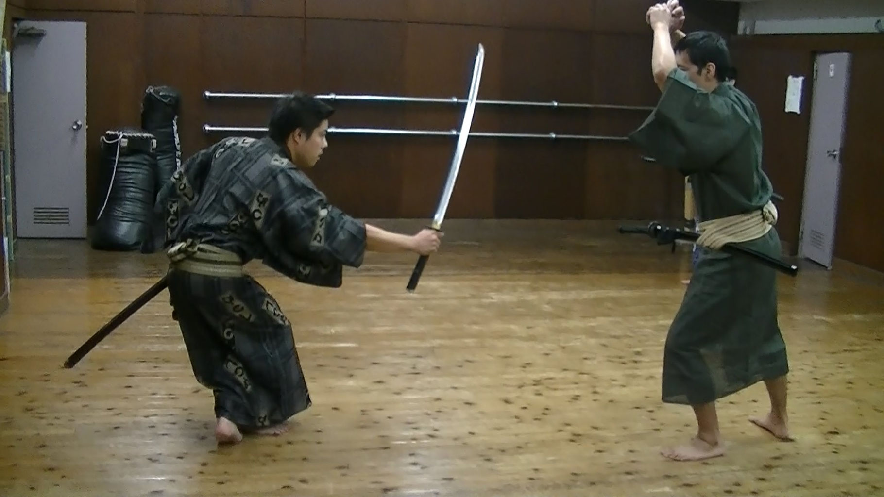 着流し抜刀術稽古会 Ken Tate ページ