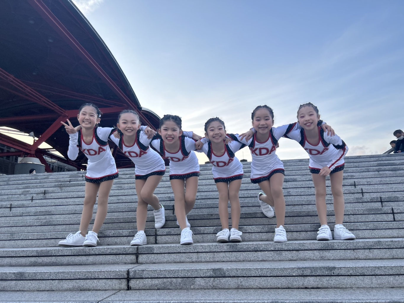 ABOUT - カワイダンスエージェンシー