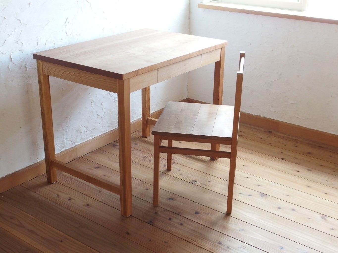 ○ Yデスク - 家具工房つなぎ サクラで作る南房総の家具