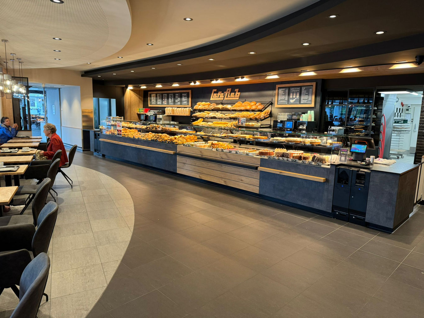 Filialen und Öffnungszeiten Cafe Lieb Tübingen, Bäckerei & Konditorei