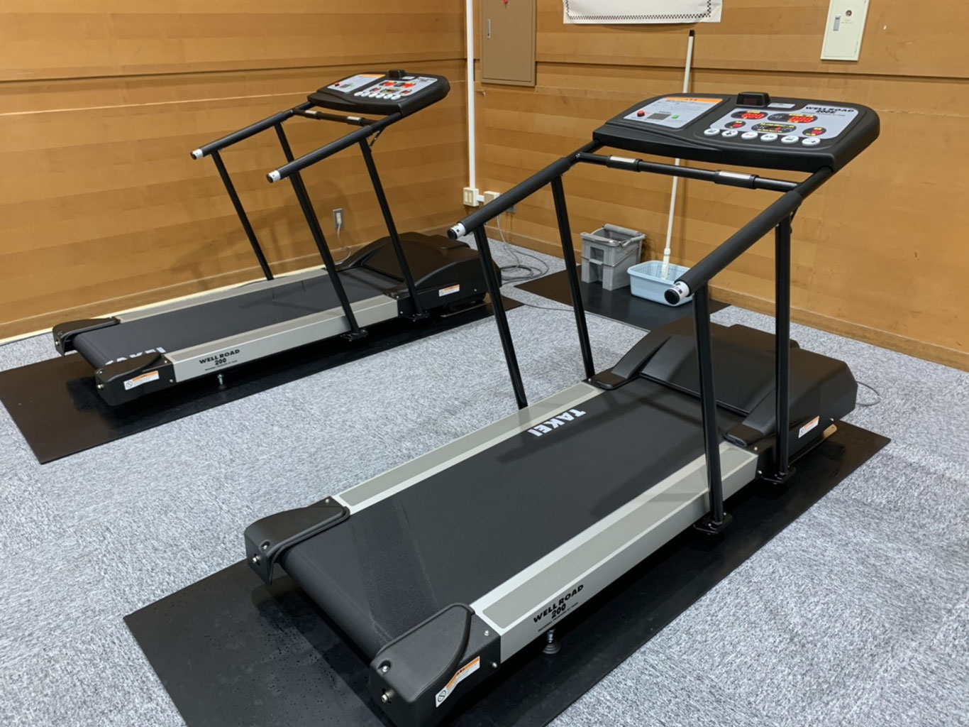 早い者勝ち】取りに来てくれる方限定／ランニングマシーン＋オイル