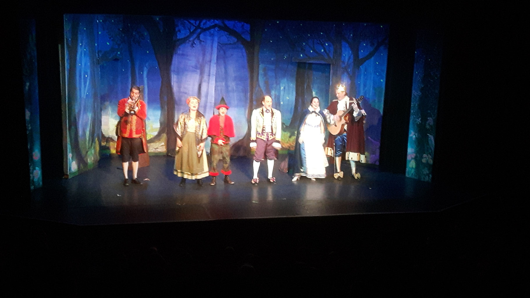 Besuch im Schlosstheater Neuwied Homepage der Grundschule Oberlahr