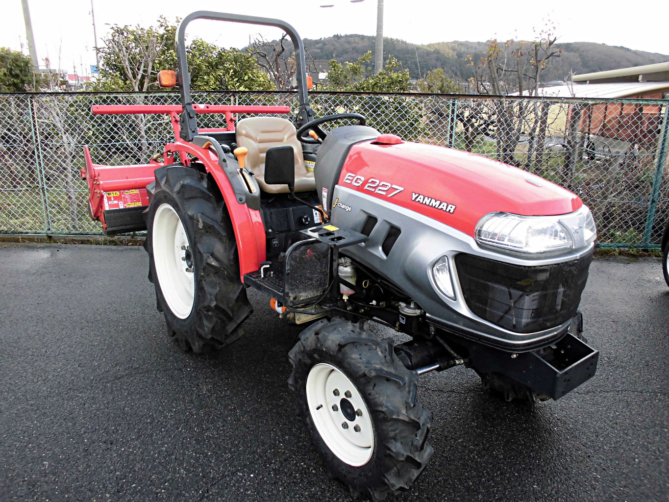 ヤンマー 農用トラクター 耕運機 QT30 ガソリン 畑 農作業