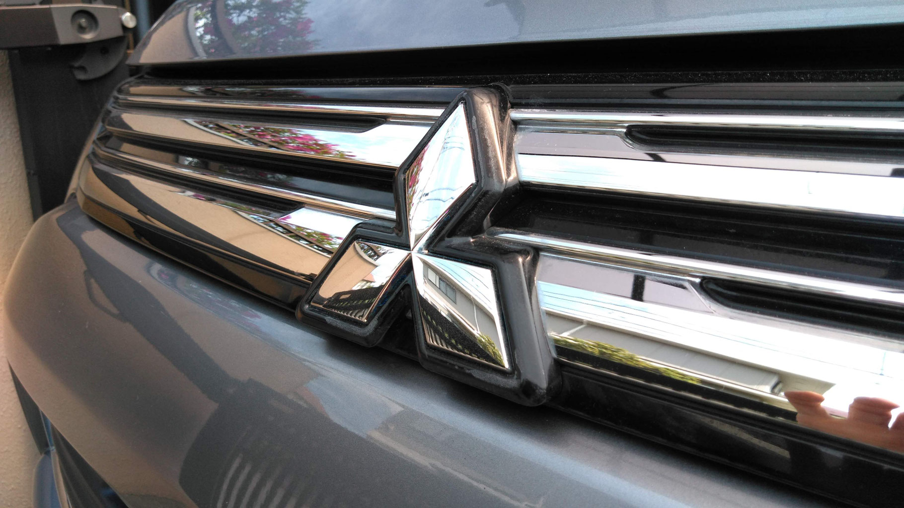 三菱 エンブレム