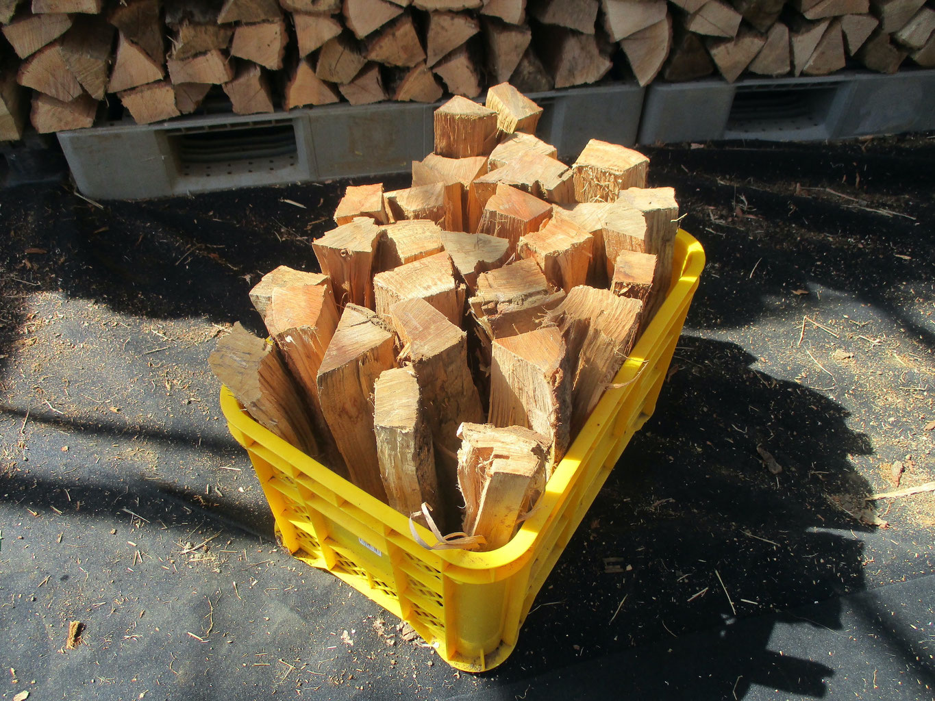 薪の種類と価格 - UCHIDA ENERGY- 神奈川県産「良質な薪販売」