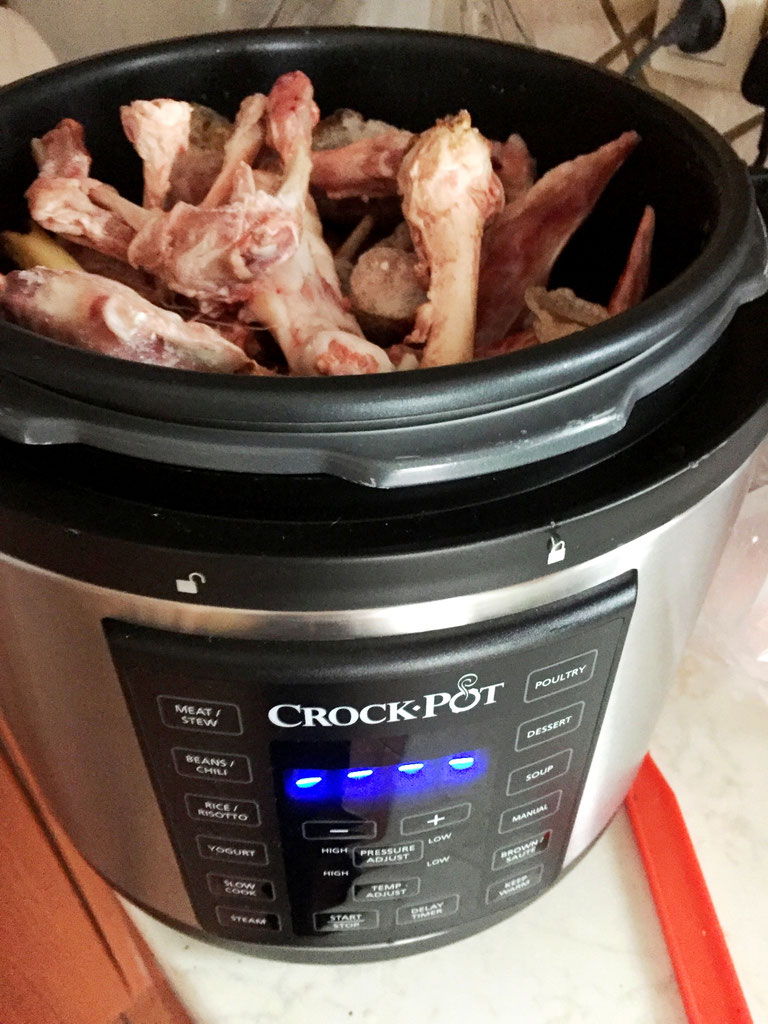 LA RECETTE DU FAMEUX BOUILLON D'OS DE VMN Site de