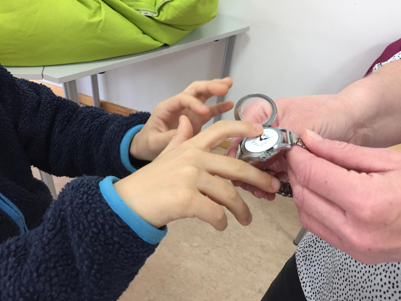 „Wie finden sich blinde Menschen im Alltag zurecht?“ - Grundschule Nittendorf