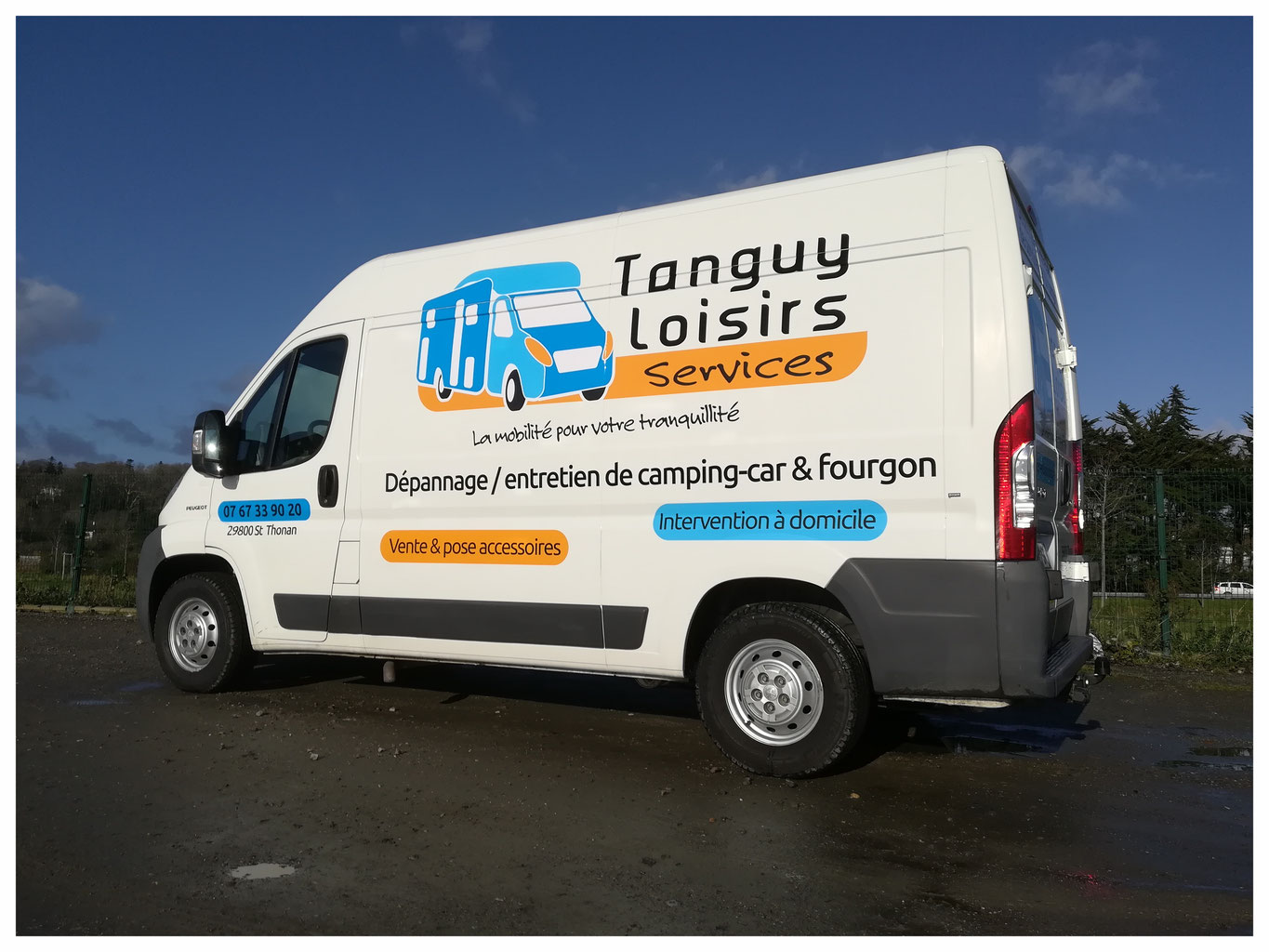 Dépannage/entretien de camping-car, fourgon & caravane à domicile Dépannage/entretien de camping-car, fourgon & caravane à domicile