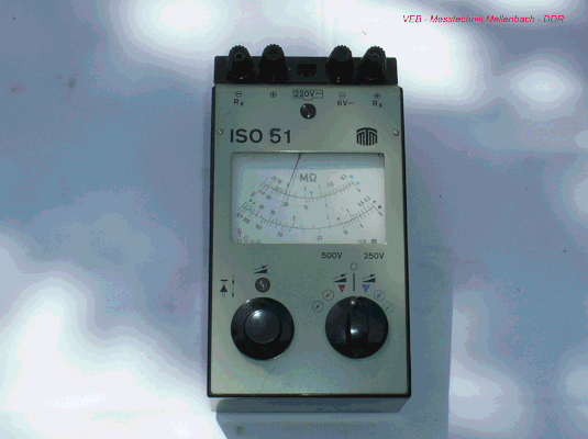 Bild 195 - VEB Messtechnik Mellenbach DDR - Isolations - Messgerät  ISO 51.  Fertigungsjahr 1978
