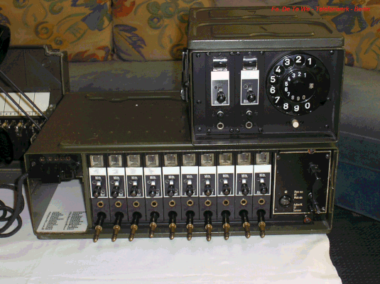 Bild 380-3 - Telefonbau & Normalzeit Frankfurt - OB Vermittlung mit ZB Amtswähler - Fertigungsjahr 1966