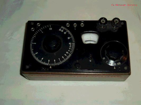 Bild 39 - Metrawatt Nürnberg - Bayern - Schleifendraht  - Messbrücke - Wheatstone.  Fertigungsjahr 1942