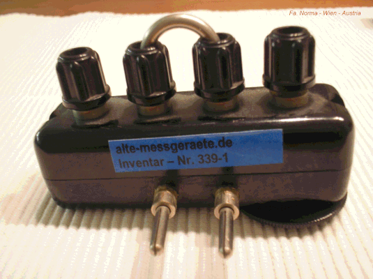 Bild 339-1 - Batteriekasten Zusatzgerät  Fa. Norma Wien - Austria  Fertigungsjahr  1940